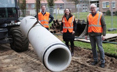 Eerste CO2-vriendelijke rioolbuizen komen in Nijmeegse grond